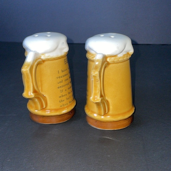 Beer Mug Salt & Pepper Shakers Vintage Ceramic Stein Collectible - Picture 6 of 8